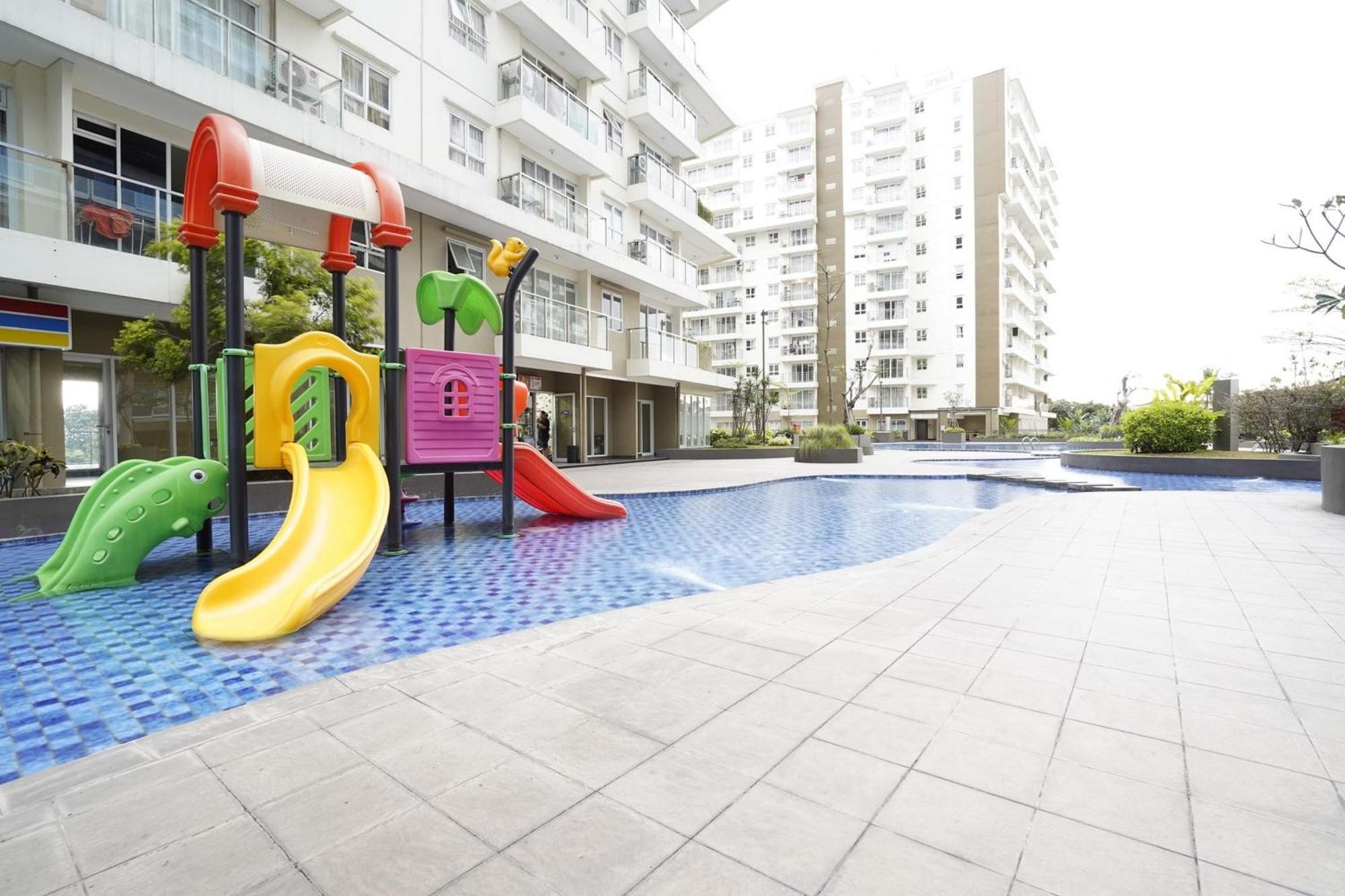Oyo 94100 Gateway Pasteur Apartment By Ilyasa Bandung Exteriör bild